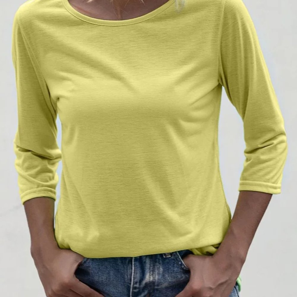 Crew Neck Simple Basic Top. New.